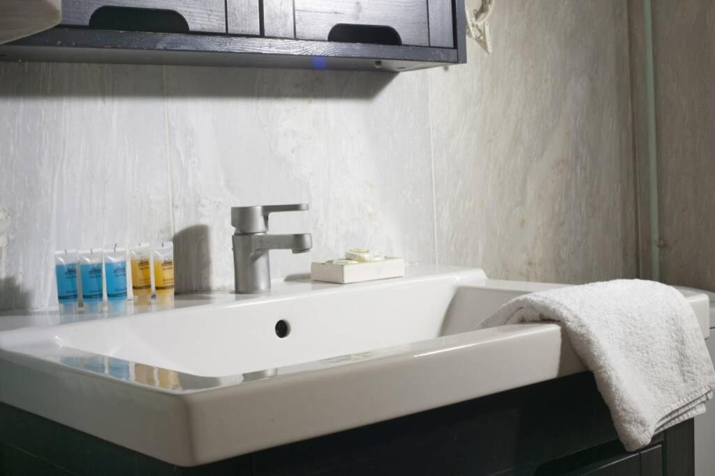 Three Bedrooms Apartment At The Center Of Athènes Extérieur photo